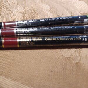 Maybelline GREAT WEAR Budge-Proof Lip Liner - WINE